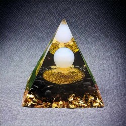 Pyramide en orgonite