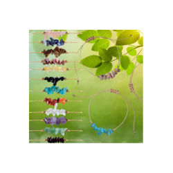 Bracelets minimaliste avec éclats de pierres baroques sur un lien en corde avec nœud coulissant.