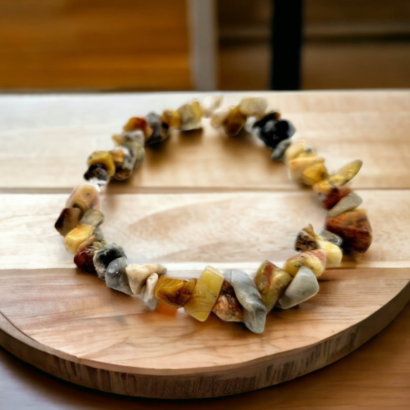 Bracelet en éclats d'Agate Crazy Lace baroque naturelle, magnétisée pour favoriser l'optimisme et l'équilibre.