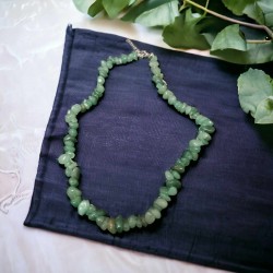 Collier aventurine verte forme baroque 45 cm, magnétisé sur mesure pour votre harmonie