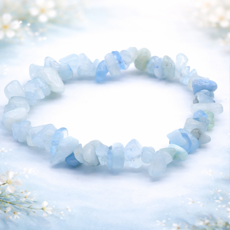 Bracelet artisanal en Aigue-Marine forme baroque, magnétisé pour favoriser l'expression de soi