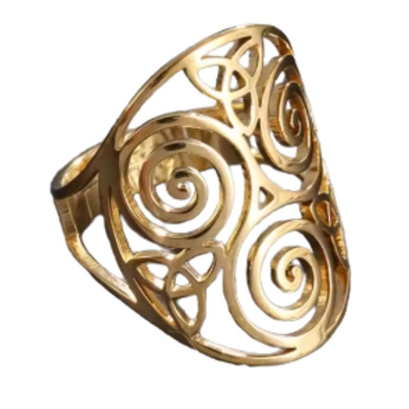 Et si vous découvriez le pouvoir magique du Triskel avec cette bague ajustable ?